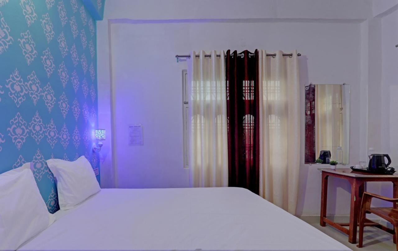 Hotel O Surya Inn Pura Raghunāth Buitenkant foto
